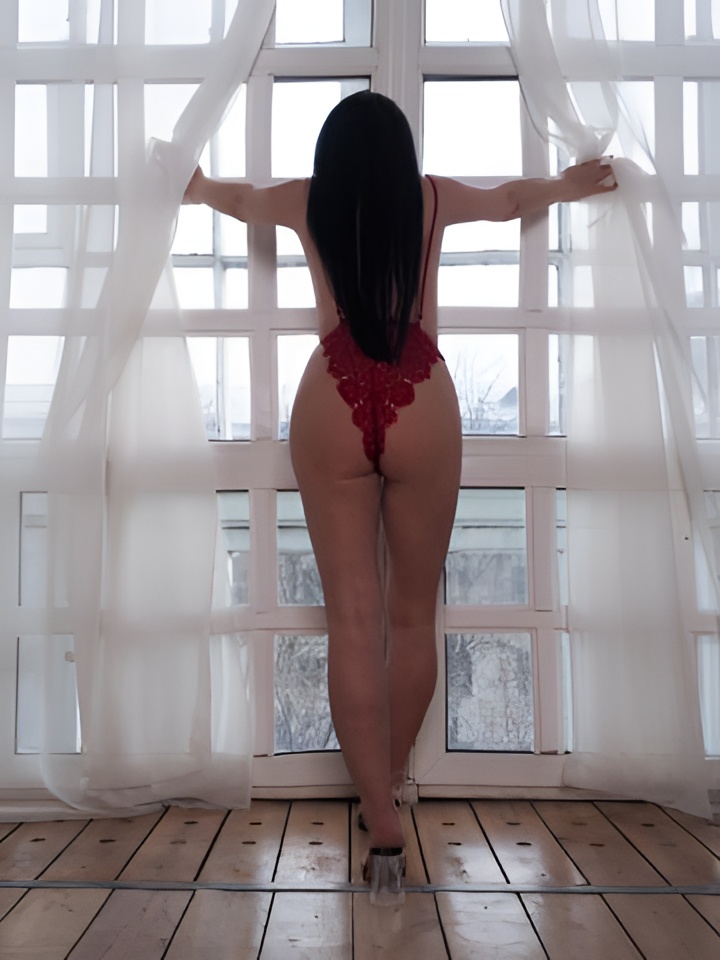 Индивидуалка Яна, доступна для личного знакомства от 10000 руб